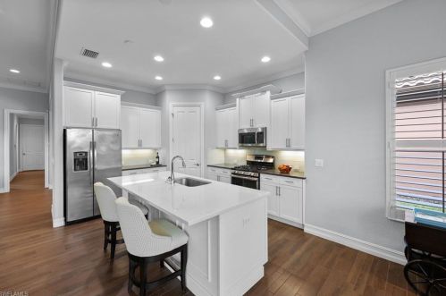 6790 Canwick Cove Cir, Naples FL 34113-3207 exterior