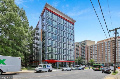 1320 Fenwick Ln, Silver Spring MD  20910-3514 exterior