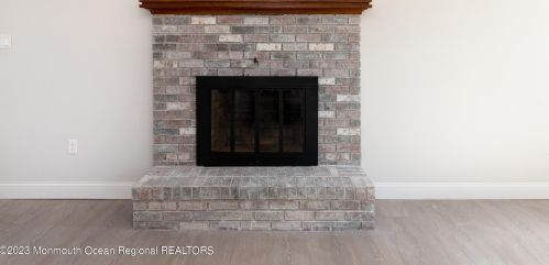 523 Holmes Ave, Lacey NJ  08731-1509 exterior