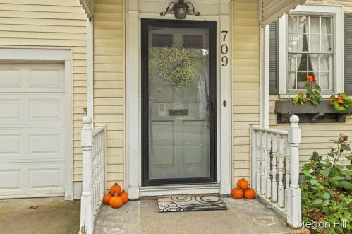 709 Griswold St, Grand Rapids, MI 49507-3212