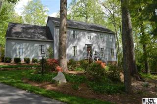 4008 5th St, Hickory, NC 28601-9025