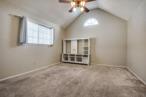 5821 Poole Dr, Frisco TX 75056-4467 exterior