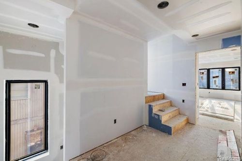 1852 Holland St, Bham MI 48009-6856 exterior