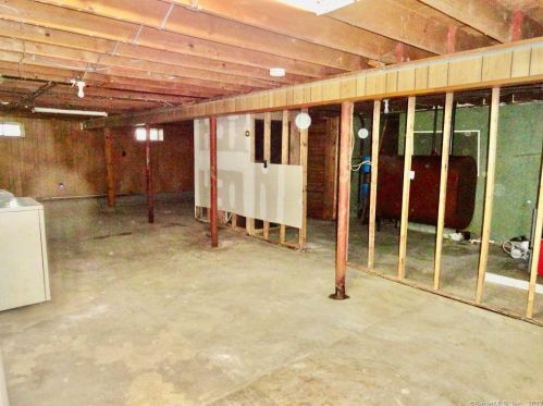 134 Scott Dr, Torrington CT 06790-4178 exterior