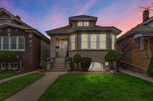 3128 77th Ct, Chicago, IL 60707-1003