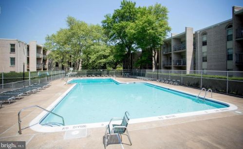 5203 Duke St, Alexandria VA  22304-2929 exterior