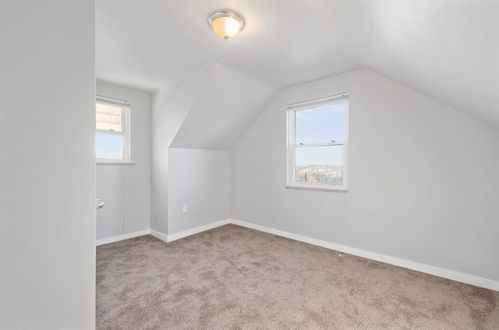 4125 Gladstone St, Pittsburgh PA 15207-1423 exterior