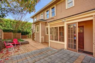 1235 3rd Ave, Seattle WA  98101-3009 exterior