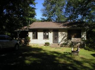 48 Undine Cir, Springfield MA  01109-1538 exterior