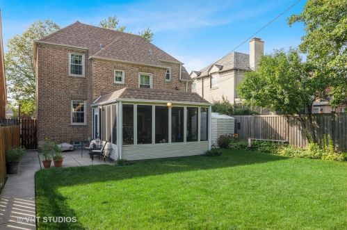 1733 Natoma Ave, Chicago IL 60707-3916 exterior