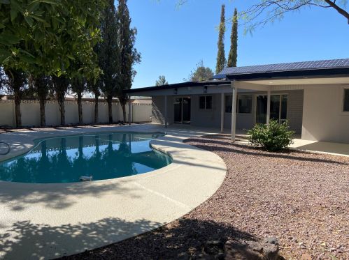 8542 Calle Bolivar, Tucson AZ  85715-5409 exterior