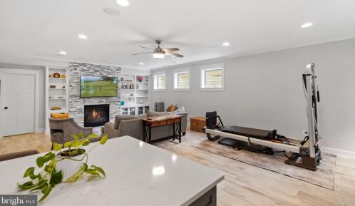 4815 15 St, Arlington VA 22205-2620 exterior