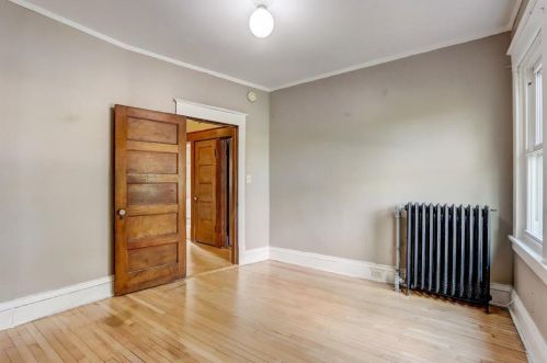 2109 Kenwood Blvd, Milwaukee WI  53211-3311 exterior