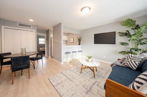 2610 Ektom Dr, Austin, TX 78745-2603