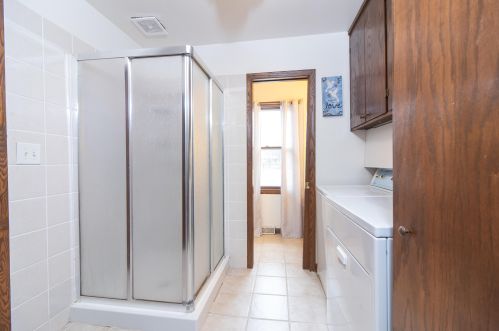 8733 Spruce Rd, Milwaukee WI 53217-1520 exterior