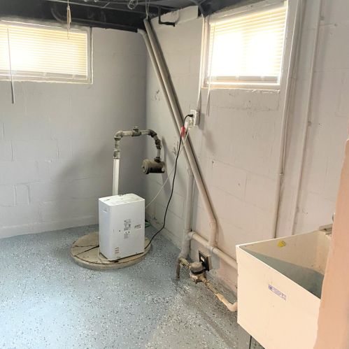 9126 Thurston Ave, Milwaukee WI  53225-2722 exterior