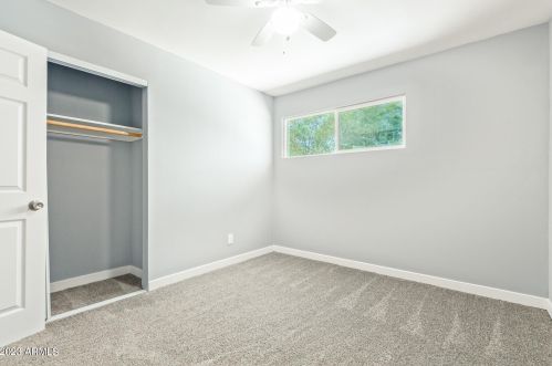 2925 42nd Ave, Phoenix AZ  85019-4323 exterior