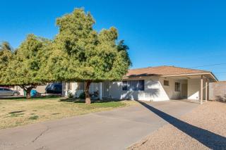 2110 Meadow Dr, Phoenix AZ  85023-2234 exterior