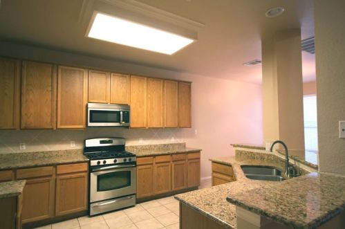 1616 Chasewood Dr, Austin TX  78727-3304 exterior