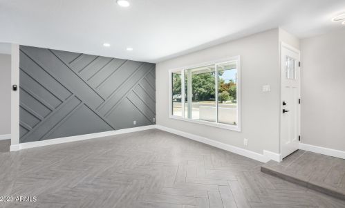 10838 38 St, Phoenix AZ 85018-5830 exterior