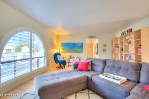 320 Paseo Chuparosas, Green Valley AZ 85614-3303 exterior