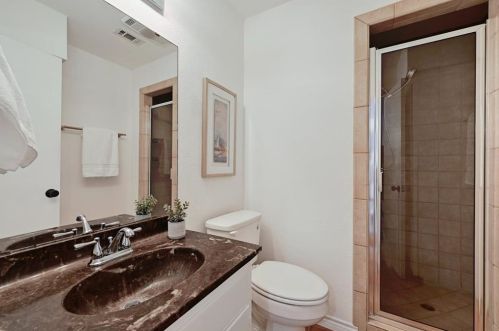 9002 Collingwood Dr, Austin TX 78748-5209 exterior