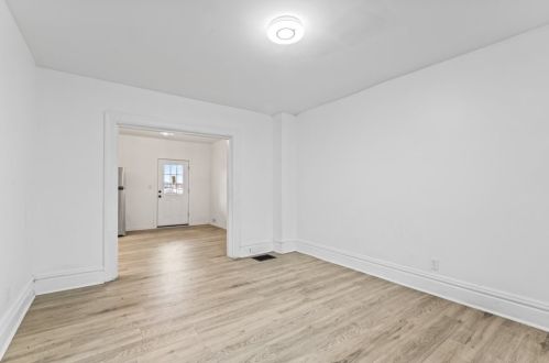 2236 Woodstock Ave, Pittsburgh PA 15218-2636 exterior