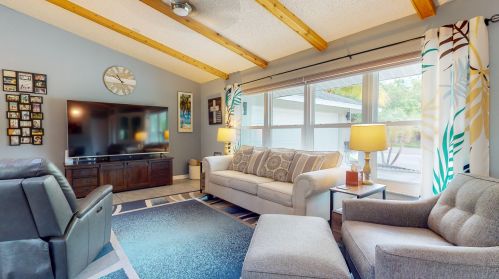 2471 Shell Ave, Fort Pierce FL  34952-6857 exterior