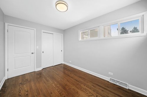 5023 30 Pl, Chicago IL 60804-3541 exterior