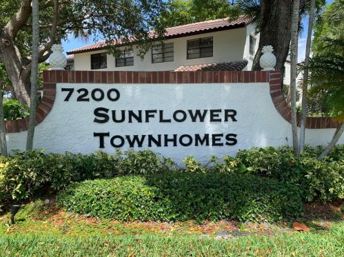 7200 2nd Ave, Boca Raton FL 33487-2335 exterior