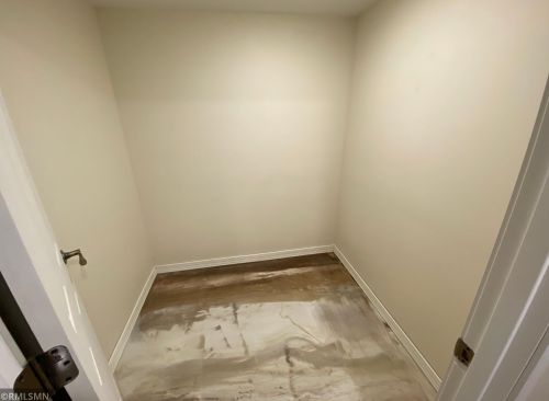 1629 Hazel St, Saint Paul MN 55119-4231 exterior