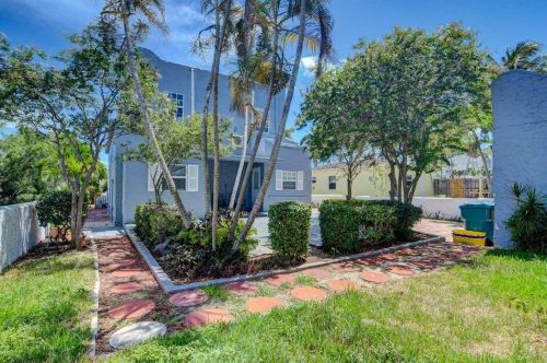 331 1 Ave, Boynton Beach FL 33435-4006 exterior