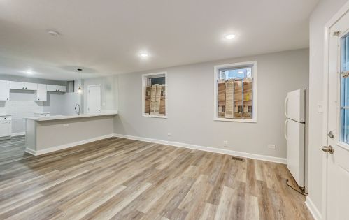 2338 18 Pl, Chicago IL 60608-2560 exterior