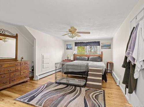 44 New Place St, Wallingford CT  06492-2237 exterior