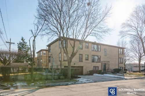4175 Lunt Ave, Chicago, IL 60712-2333