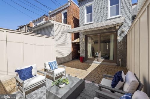 706 4th St, Washington DC  20003-4205 exterior