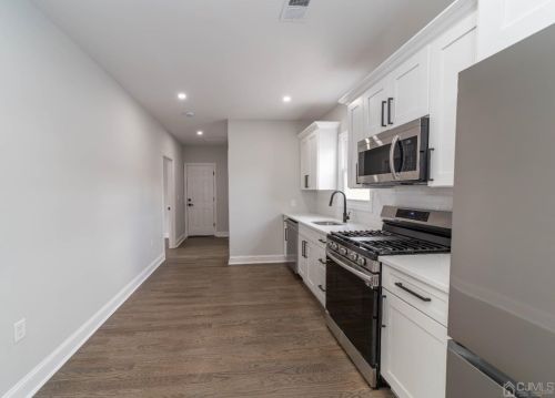 773 Gadek Pl, Perth Amboy NJ 08861-2910 exterior