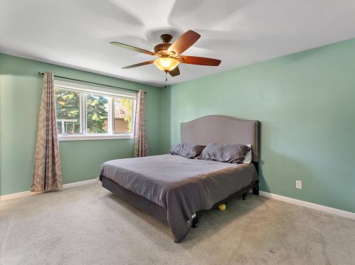 4965 Brookfield Cir, Manitowoc WI 54220-9362 exterior