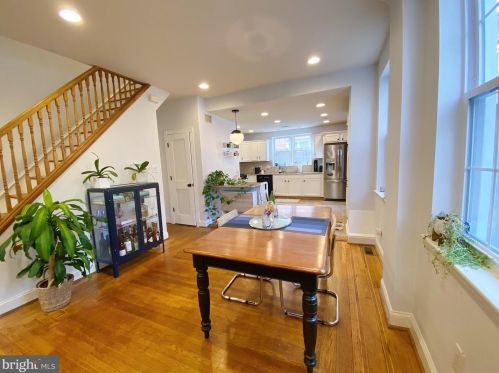 1022 4th St, Philadelphia PA  19147-4106 exterior