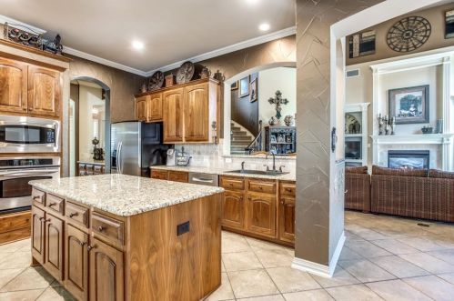 2100 Mustang Trl, Frisco TX 75033-8379 exterior