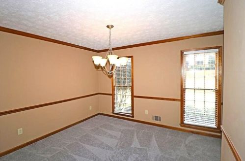 2572 Meadowglen Trl, Lithonia, GA 30078-2274