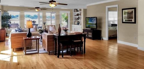 4038 Shorecrest Dr, Orlando FL 32817-1255 exterior