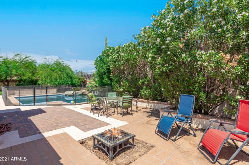 18439 16th Way, Phoenix AZ  85022-1349 exterior