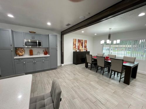 7019 Blossom Ave, Tampa FL 33614-3137 exterior