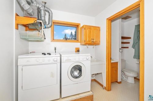 435 85 Ave, Duluth MN 55807-1755 exterior