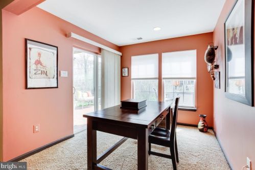 3512 Dental Ct, Edgewater MD 21037-2684 exterior