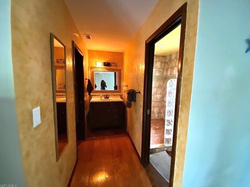 10025 8 St, Naples FL 34120-3435 exterior