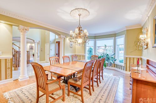 21 Southfield Rd, Edison NJ 08820-3141 exterior