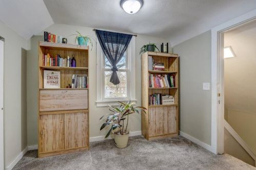 514 64, Milwaukee WI 53213-4050 exterior