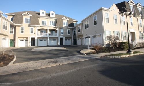 105 April Way, Middletown NJ  07748-6507 exterior